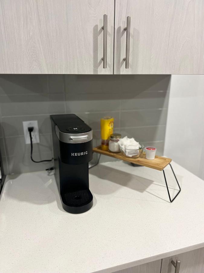 Beautiful 2 Bedroom Home Away From Home YYC Dış mekan fotoğraf